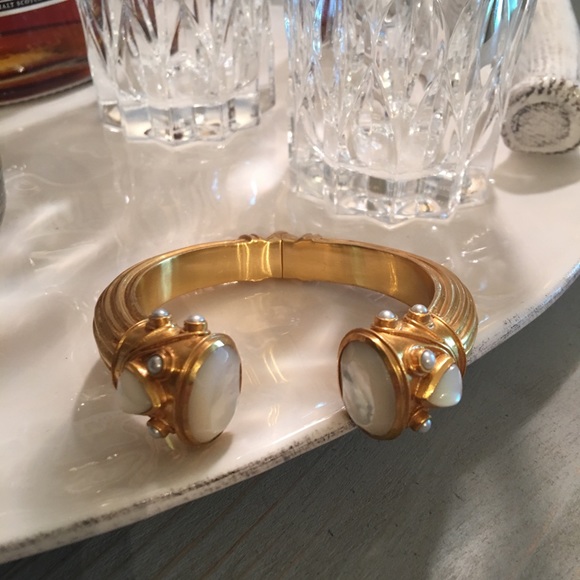 Julie Vos Jewelry - NWOT Julie Vos Byzantine Hinged Cuff